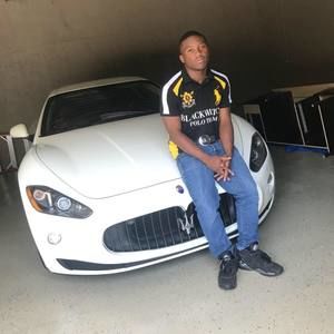 Meet your Posher, Tyler